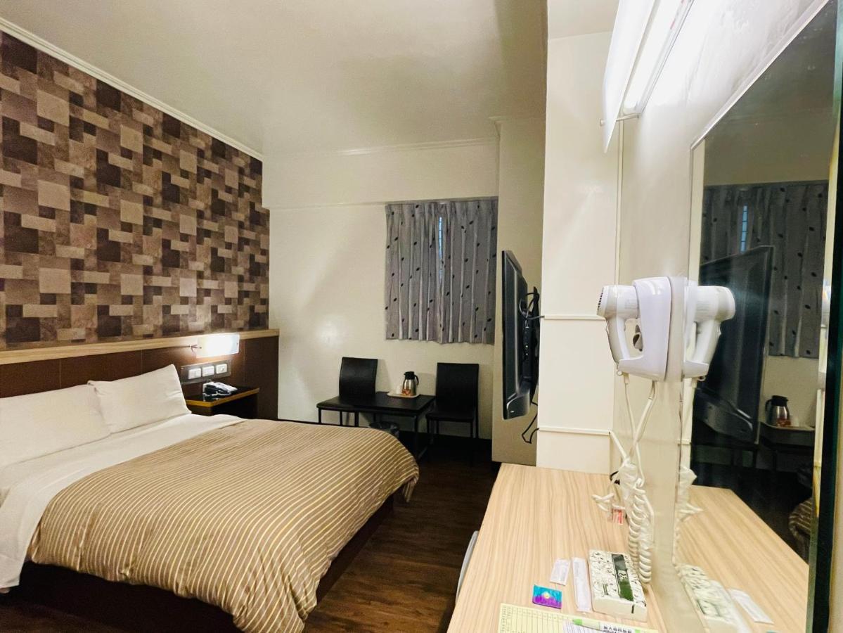 Changke Hotel Kaohsiung Esterno foto